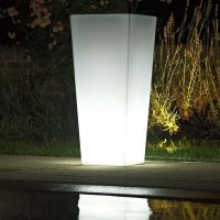 Vaso luminoso da giardino in polietilene STAR Quadrato